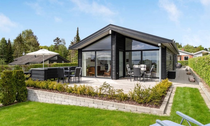 Lyngsbæk Strand House | 90 m² House ∙ 3 bedrooms ∙ 6 guests