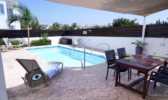 Protaras Villa | 90 m² Villa ∙ 2 bedrooms ∙ 4 guests