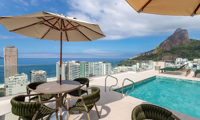 Leblon Apartment | (902-B) Studio com Vista Mar e Comodidades