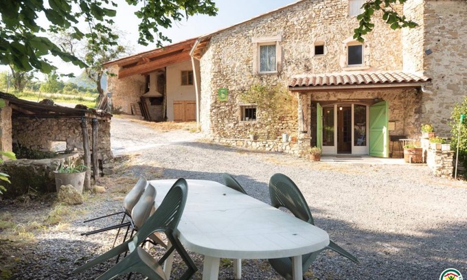 Suze House | 91 m² Gîte ∙ 2 bedrooms ∙ 4 guests