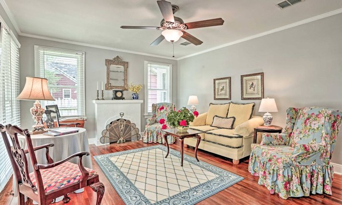 Broadmoor Cottage | 92 m² Cottage ∙ 2 bedrooms ∙ 4 guests