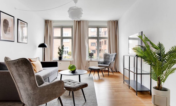Frederiksberg Apartment | 93 m² Apartment ∙ 3 bedrooms ∙ 6 guests