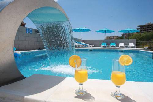 Becici Apartment | 95 m² Apartment ∙ 2 bedrooms ∙ 6 guests