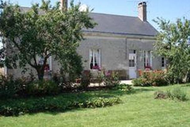 Prunay-Cassereau House | 95 m² House ∙ 2 bedrooms ∙ 4 guests