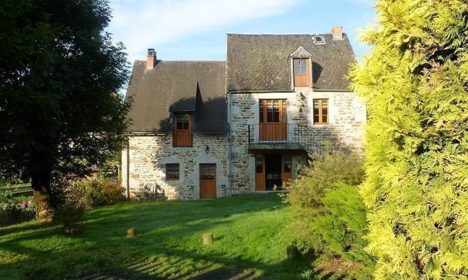 Heume-l'Eglise House | 97 m² Gîte ∙ 3 bedrooms ∙ 4 guests