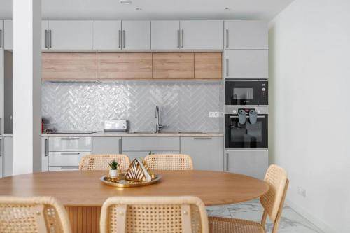 Asnieres-sur-Seine Apartment | 98 m² Apartment ∙ 2 bedrooms ∙ 6 guests