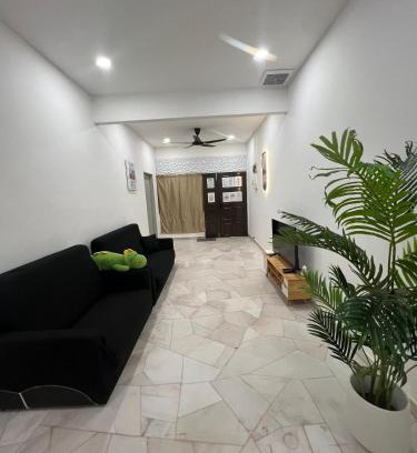 Kampung Simpah House | 9pax -Taman Bagan Butterworth -Budget Homestay