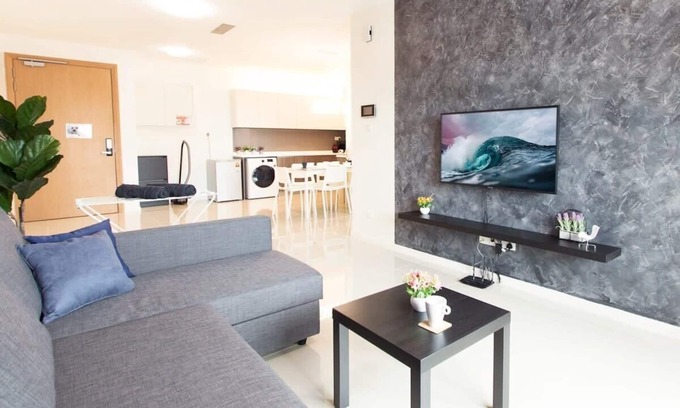 Central District Apartment | A Bright & Modern Suasana Suites in Johor Bahru