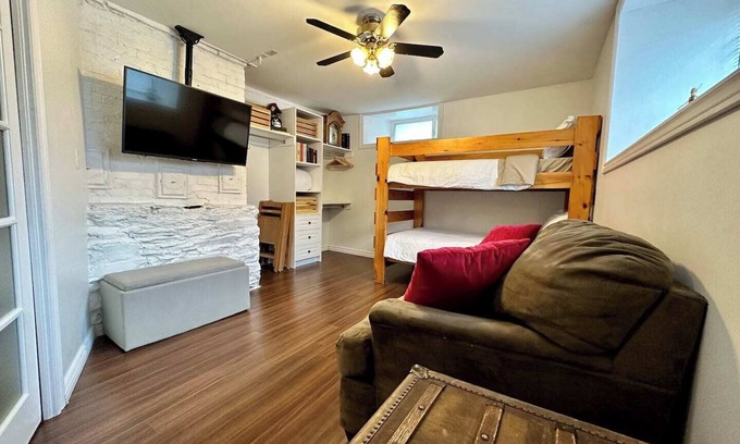 Downtown Apartment | A bright suite with lots of room for fun and relaxation, just 5 minutes from the Halifax ferry!