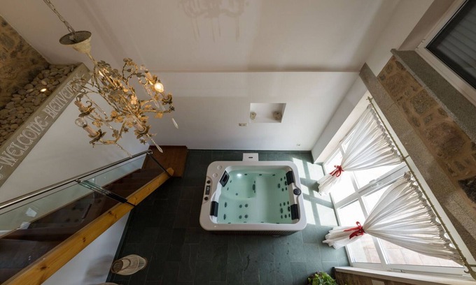 Frije House | A Casa de Anxo e Samu