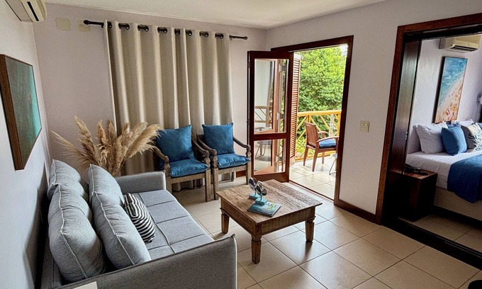Ilhabela House | a.casa46ilhabela - Curral Beach: Seaside Retreat, Yacamim Condominium