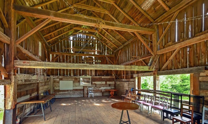 Mono House | A Charming, Rustic 140-Year-Old Carriage House