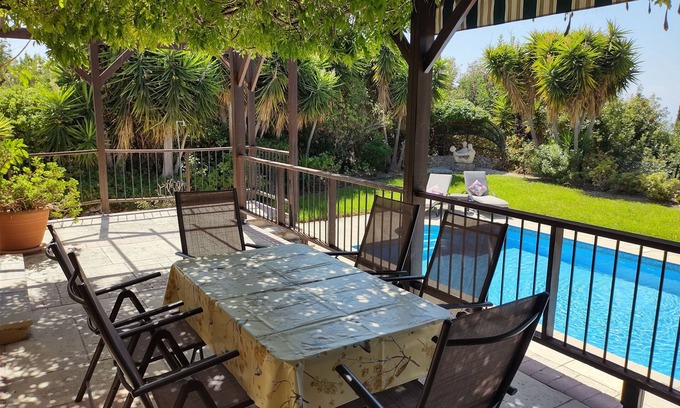 Tala Villa | A charming villa set in beautiful gardens with sea & mountain views
