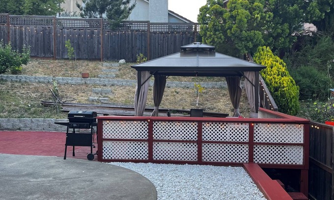 Pinole House | A comfortable and calming space to relax and recharge with family.