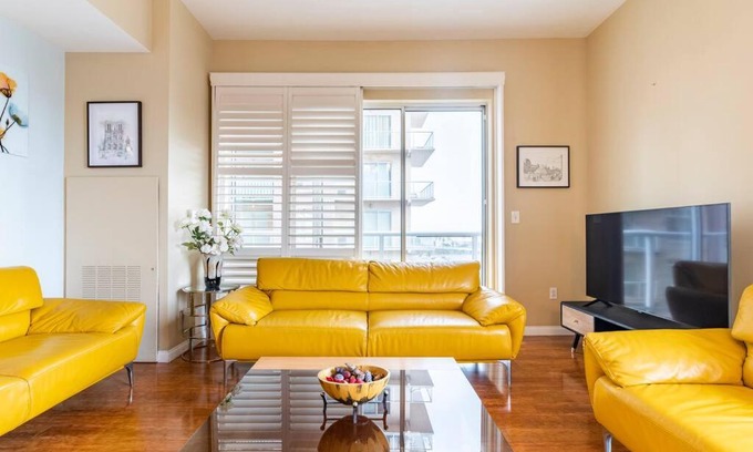 Waterfront Apartment | A Corner Unit with OCEAN VIEWS from EVERY ROOM