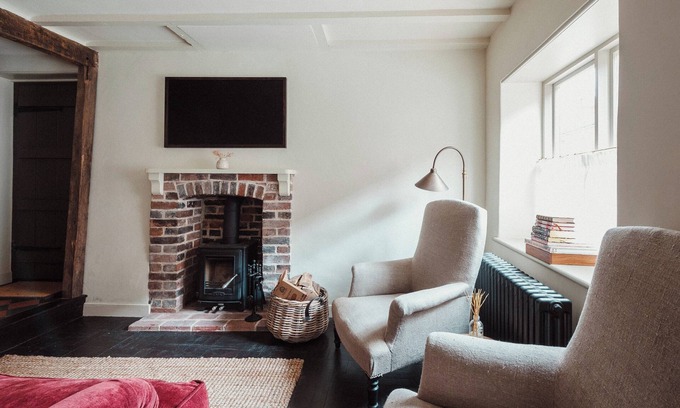 Alfriston Cottage | A cosy period cottage set in the heart of one of England's most beautiful villages, Alfriston.