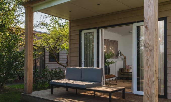 Zuna Cabin | A cottage with sauna, bathtub and rain shower in a prime location!