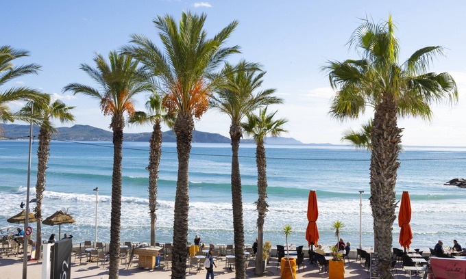 La Ciotat Apartment | A Deux Pas de l'Eau