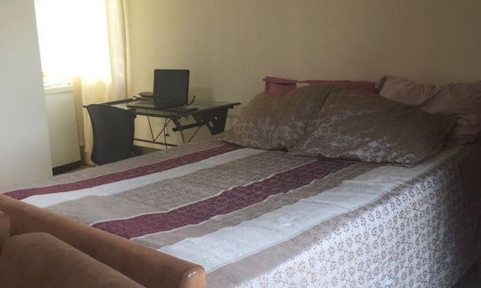 Fortuna Apartment | A double bed apt, at the foothills of the Majestic Miravalles Can sleep 2, COMFY