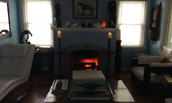 College Park House | A Downtown/College Park House for extended residential needs
