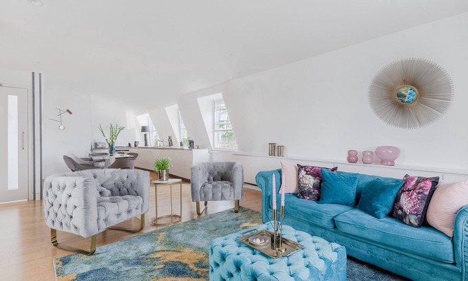 Covent Garden Apartment | A DREAM come TRUE! Superb Covent Garden Surprise