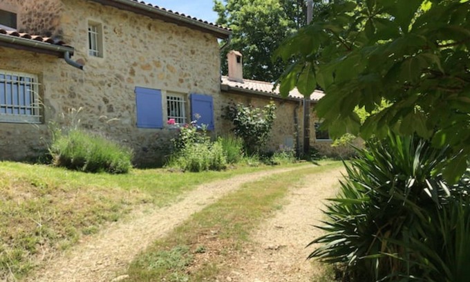 Saint-Vincent-la-Commanderie Villa | A paradise with view of the cote du Rhone valley