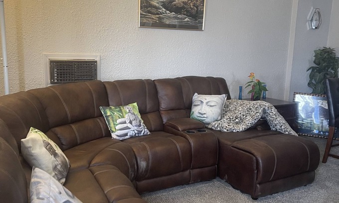 Pahrump House | A GEM IN THE DESERT