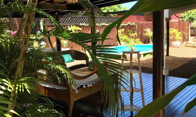 Noumea Villa | A haven of peace in Nouméa! Charming F5 villa with swimming pool and enclosed garden.