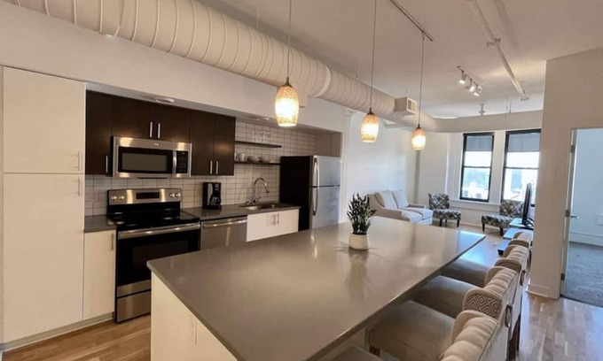 Old Market Apartment | A historic 1,200 square foot loft in the heart of the Old Market