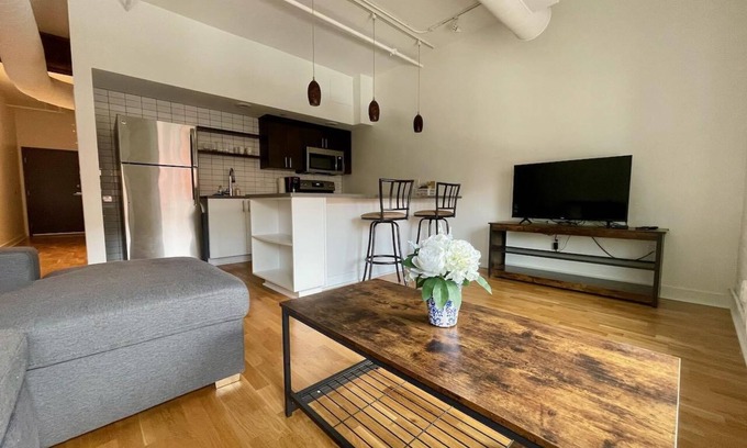 Old Market Apartment | A historic 900 square foot Atrium loft in the heart of the Old Market
