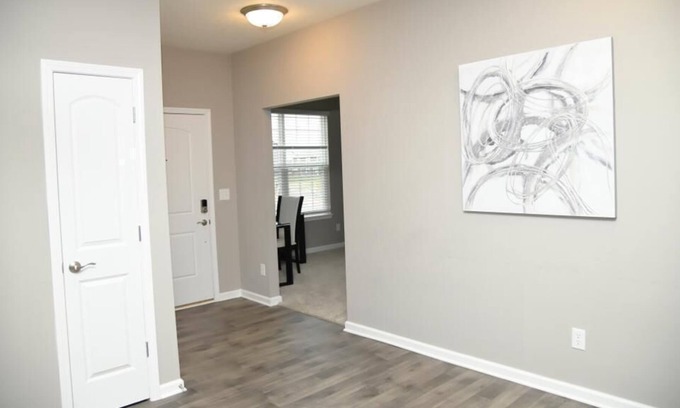 Plainfield House | A home away from home; Close to it all 🏡
