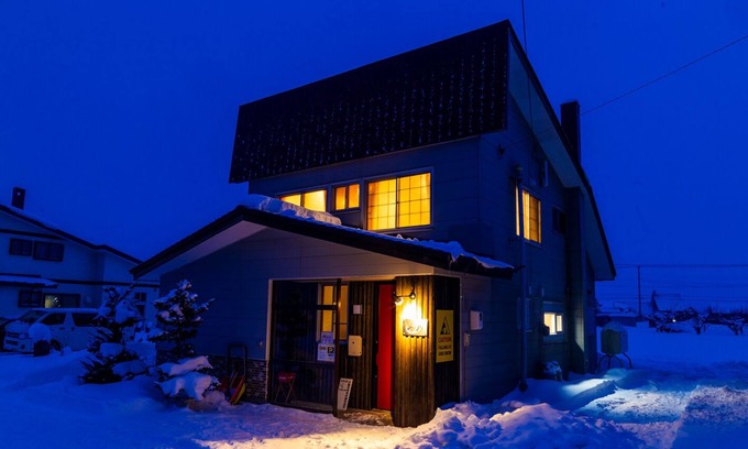 Niki House | A-Ja