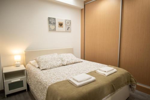 Le Pin Apartment | A L'Ombre du Pin "7" - Spacious T3 Duplex near Disneyland and Paris, 1-6 Guests