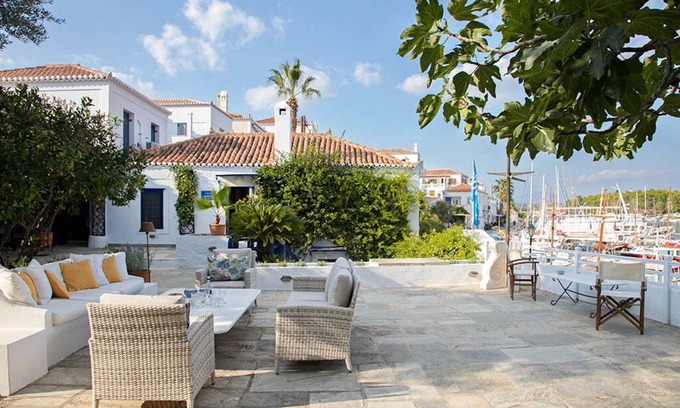 Spetses Villa | A lovingly maintained four bedroom waterfront house with a unique veranda
