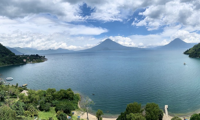 Panajachel Apartment | A Million Dollar View in Lake Atitlán . Penthouse vacation rental .