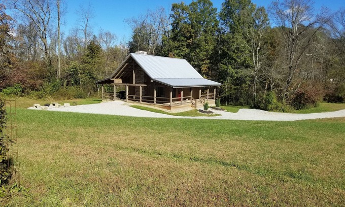Carbon Hill Cottage | A perfect getaway in the Hocking Hills