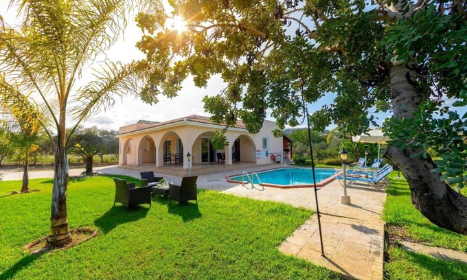 Latchi Villa | A place for a peaceful, relaxing and unforgettable stay.