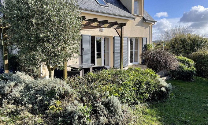 Port-en-Bessin-Huppain House | A quiet and cozy house in Port-en-Bessin, near the golf course and the harbor