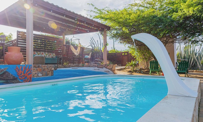 San Fuego Apartment | A real gem close to the rough coast!