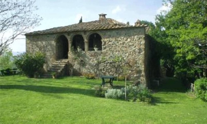 Radicondoli House | A Romantic Villa in the Heart of Tuscany