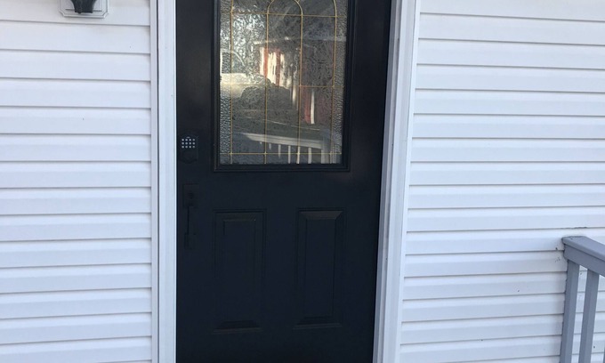 Sugarcreek Apartment | A small studio apartment located in the middle of beautiful Amish country.