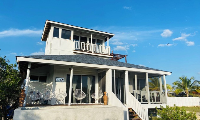 Isla Holbox House | A Spacious Ocean View Villa, steps away from Punta Cocos bioluminescence beach.