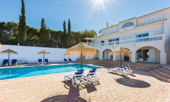 Praia da Luz Villa | A stunning 10-bed villa in Luz!