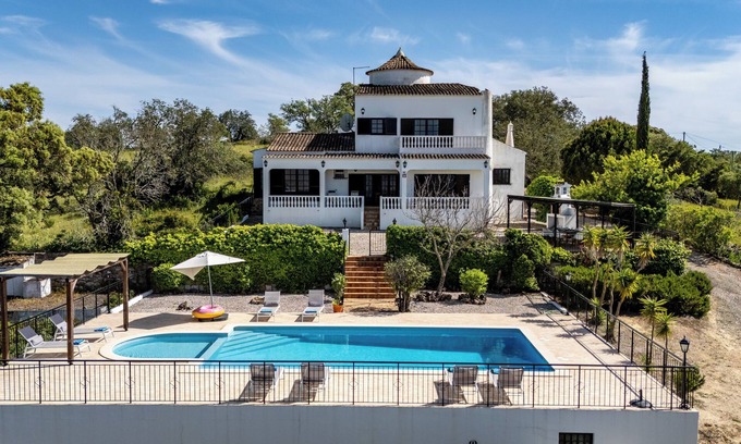 Sao Clemente Villa | A truly picturesque villa with unmatched views of the Algarve countryside