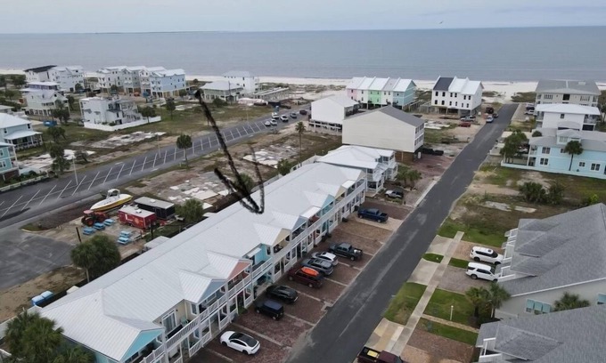 Mexico Beach House | A Wave From It All - Townhouse 2 Bed/2.5 bath/sleeps 6.