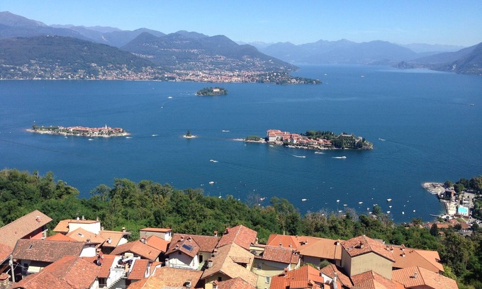 Someraro Apartment | A window 4 overlooking Lake Maggiore!