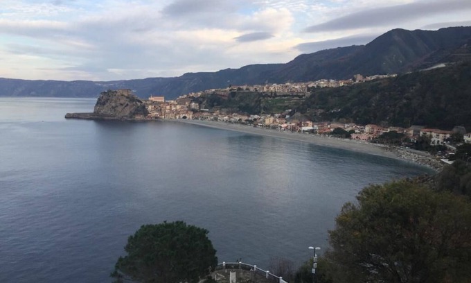 Scilla Apartment | A window on the sea