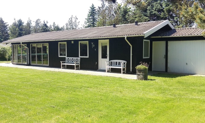 Houstrup Cottage | A wooden house on the beautiful West Coast with the width beautiful beaches.