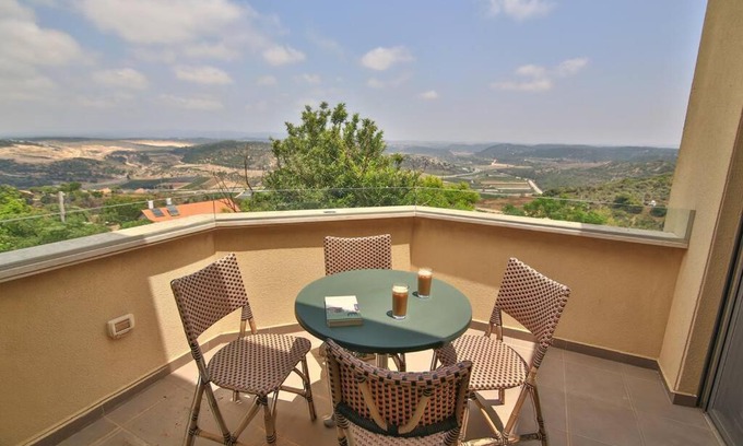 Zikhron Ya'aqov House | Aaronsohn Holiday house