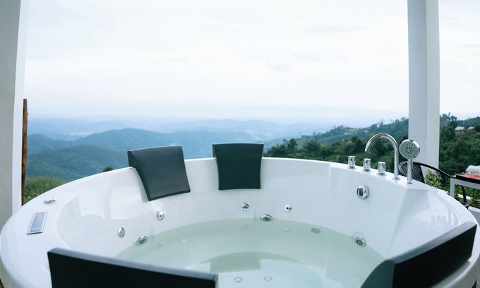 Chiang Rai Bed & Breakfast | Above the clouds - Chiang rai